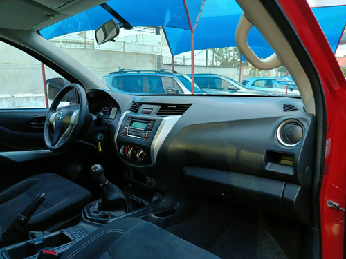 Nissan NP300 2.5 Doble cabina SE paq seguridad