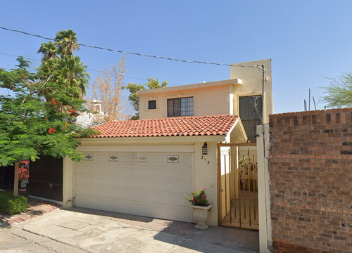 Casa En Venta, !!propiedad De Remate, Ya Adjudicada¡¡ - C. Virginia H.de Franco 315, Nueva Los Ángeles, 27140 Torreón, Coah.