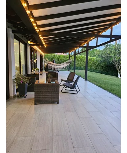 Venta Apartamento 2457 Mts2, Cerritos, Oeste De Pereira.18-2s1