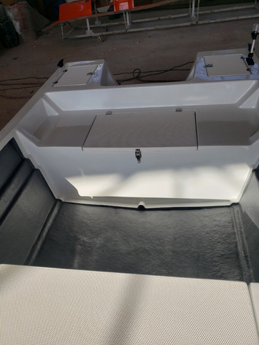 Imagem 15 de 15 de Barco Bote Fibra Pesca 6,30 Mt Artsol 40 Anos Fabrica