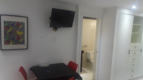 Alquiler Apartamento Estudio Amueblado Con Piscina, Zona Universitaria, Santo Domingo
