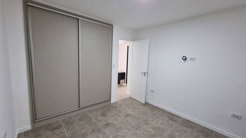 Imagen 8 de 16 de En Venta. Ph De 3 Ambientes Totalmente Reciclado. Zona Güemes.