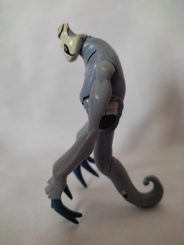 Imagen 3 de 5 de Ghostfreak Fantasmátco Alien Ben 10 Bandai