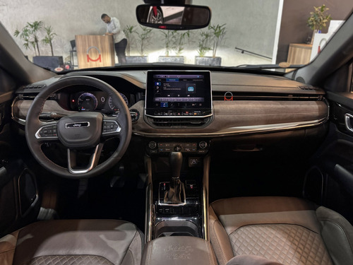 Jeep Commander 1.3 T270 TURBO FLEX OVERLAND AT6