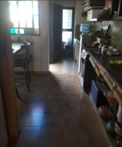 Casa En Venta - 2 Dormitorios 1 Baño - Cocheras - 400mts2 - Manuel B. Gonnet, La Plata