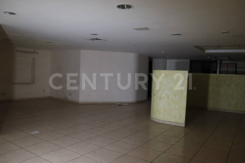 Local Comercial Con Oficinas En Jardines De La Corregidora, Colima