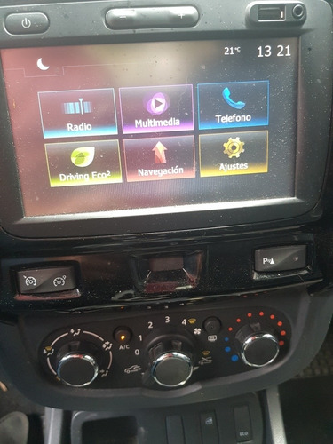 Renault Duster Oroch 2018 2.0 Privilege