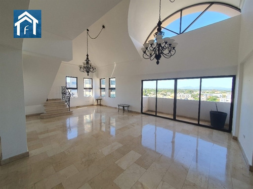 En Alquiler Penthouse En Arroyo Hondo Viejo Piso 8 Con 3 Habitaciones Y 3 Parqueos 407 Metros 