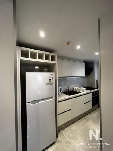 En El Edificio Miami Boulevard Ii, Increible Oportunidad Comodo De Departamento