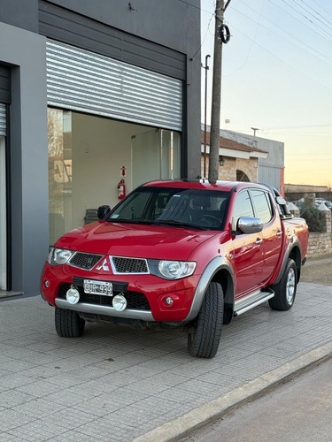 Mitsubishi L200 2.5 Cd 4wd High-power Di-d At5 Cuero