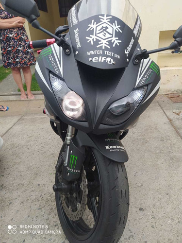 Kawasaki Zx6r