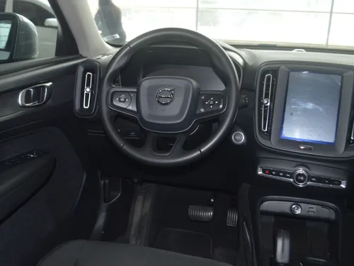 Volvo XC40 2.0 D4 Awd Momentum