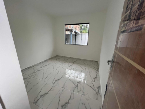 Casa 2 Quartos Ótima Localização