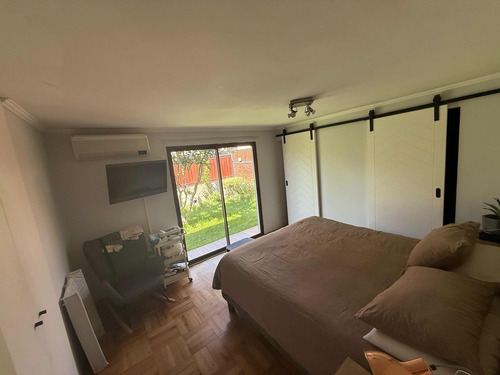Casa En Condominio De 3 Dormitorio Y 3 Baños Más Servicio.