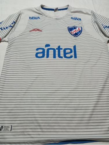 Camiseta De Fútbol De Nacional Uruguay Umbro De Bergessio