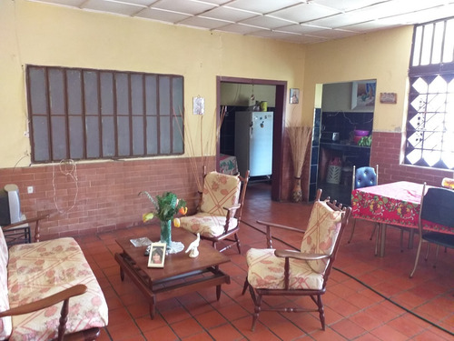 Imagen 4 de 7 de Casa En Urb Ampies De Coro. 0414-5725250 Cod 22-4311