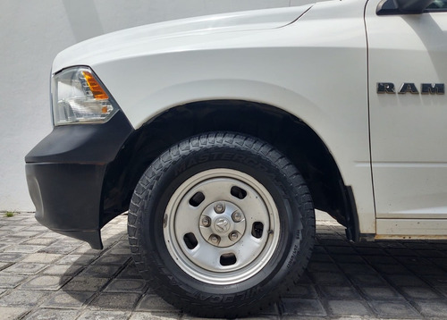 Imagen 8 de 12 de Ram 1500 Crew Cab Slt V6 4x2