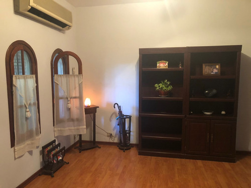 Imagen 9 de 26 de Chalet En Venta De 4 Ambientes Con Cochera En Temperley