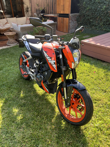 Ktm Duke 200 Año 2023 - 7.000kms - Dos Dueños - Facturable
