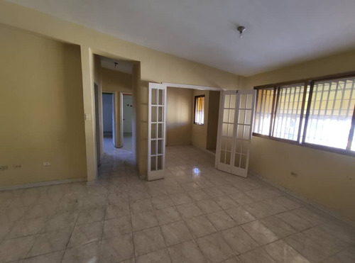 Imagen 11 de 14 de Apartamento En Base Aragua 04243050970 De Oportunidad Neg!