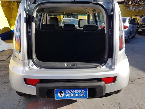 Imagem 11 de 13 de Kia Soul Ex