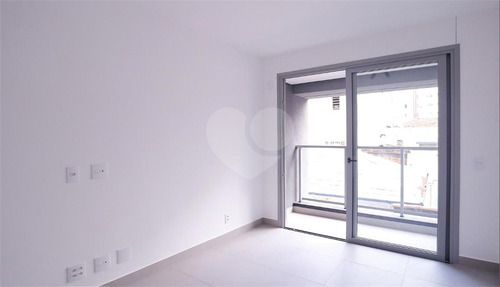 Imagem 2 de 25 de Studio Em Perdizes, Andar Alto, Muito Luminoso - Reo593332