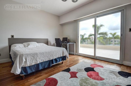 Imagen 15 de 19 de Casa En Venta En Los Castores