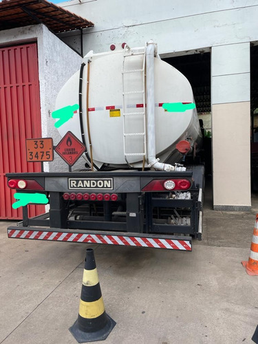 Imagem 3 de 7 de Carreta Tanque Randon 35.000 L - 04 Bocas - Ano 2013