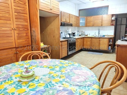 Imagen 13 de 14 de Casa En Venta Los Palos Grandes 22-24123 Wolfgang Liaz 0414-132-24-22 0412-582-01-12