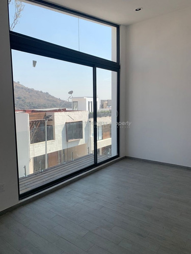 Imagen 10 de 13 de Casa En Venta En Lago Esmeralda