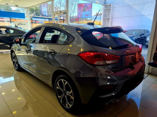 Imagen 6 de 23 de Nuevo Chevrolet Cruze 5 Rs 2023 Automatico 0km 1.4t Smar5