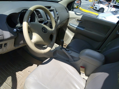 Imagen 11 de 13 de Toyota Fortuner