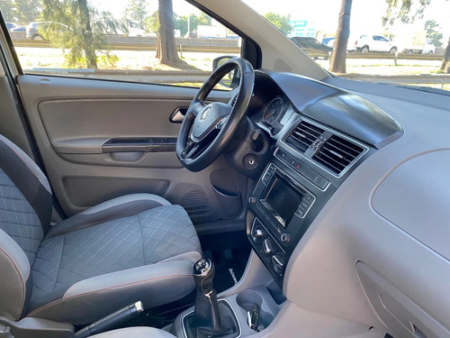 Volkswagen Suran 1.6 Highline Msi 110cv