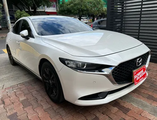 Mazda 3 Touring Hybrido 2.0 Mod 2023