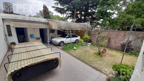 Imagen 13 de 15 de Venta Casa De 4 Ambientes Con Jardín, Cochera, Balcón Y Patio En Quilmes Oeste (30947)
