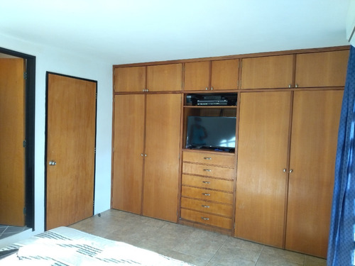 Imagen 5 de 26 de Townhouse Remodelado En Nueva Casarapa