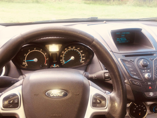 Ford Fiesta Kinetic 1.6 Se Plus Powershift 120cv