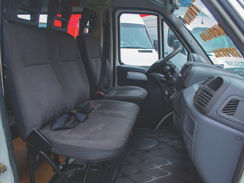 Peugeot Boxer - Escolar - 23 Lugares - Ônibus