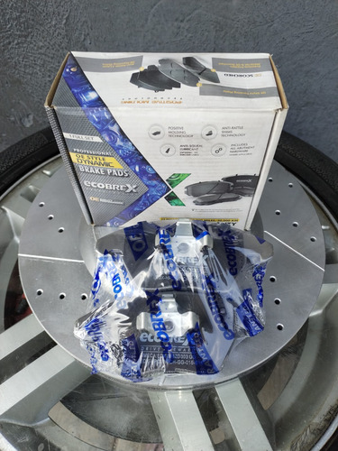Set Discos Hiperventilados C/balatas Delanteros Vw Bora 2.5