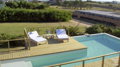 Casa En Venta De 3 Dormitorios En Club De Mar