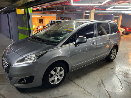 Peugeot 5008 1.6 Feline B/techo Tiptronic