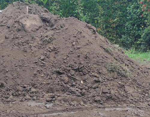 Venta De Tierra Negra Sin Trabajar Por Camión