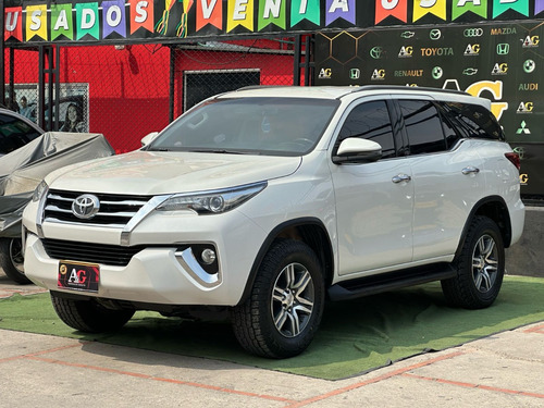 Toyota Fortuner Srv 2.7 4x2 Automatica Gasolina Modelo 2018