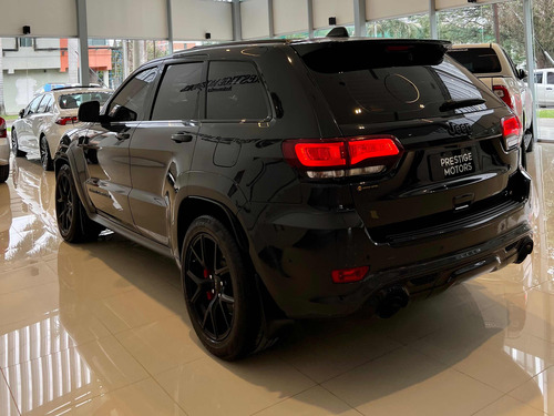 Imagen 5 de 11 de Jeep Grand Cherokee Srt 8