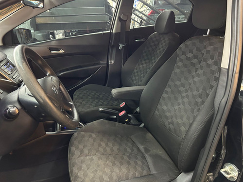 Hyundai HB20 Hatch Confort Style 1.6 Flex Automatico 2018 Completo Baixa Km
