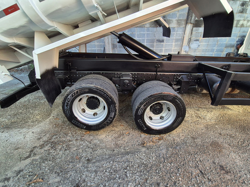 Vw 13180 2023 6x2 Caçamba Basculante 3/4 Truck Ñ Accelo 1316