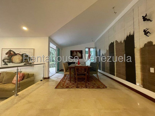 Casa En Venta En Alto Hatillo Remodelada Piscina Caracas Casas Angela Tochon