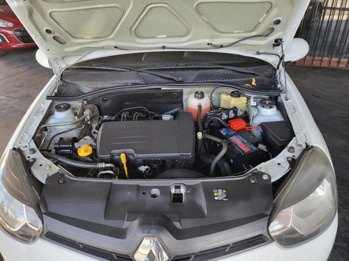 Imagen 6 de 7 de Renault Clio 2016 1.2 Mio Confort Pack 5 Ptas.