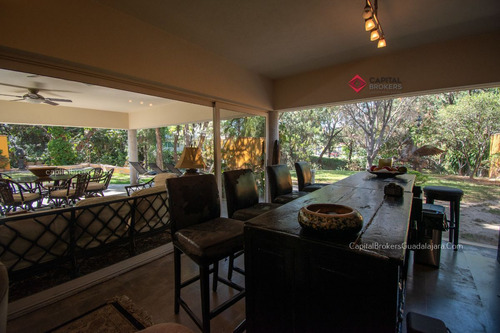 Hermosa Casa De Lujo En Venta En Puerta De Hierro Zona Andares.