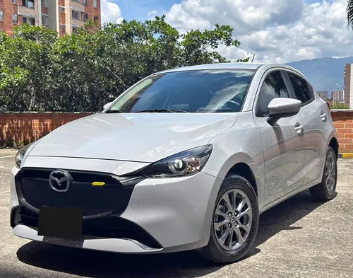 Mazda 2 New Touring 2024 1.5